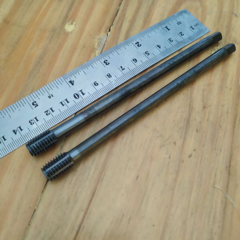 Jual Tap roll m10×1,5 osg Jepang tapping m10×1,5 long 140mm bekas mulus