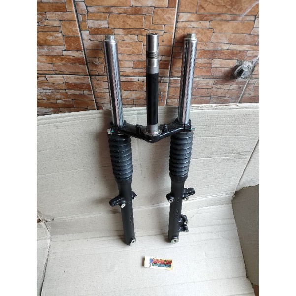 Jual Shock depan Kawasaki w175 as 30 mm original asli ori set sesuai as ...