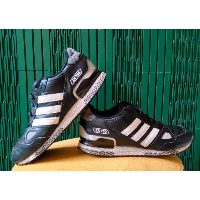 Adidas originales shop made in china