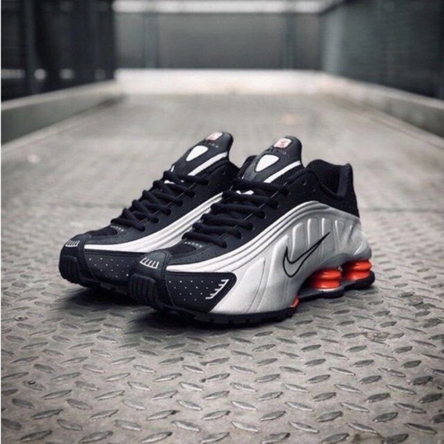 Sepatu nike shox online