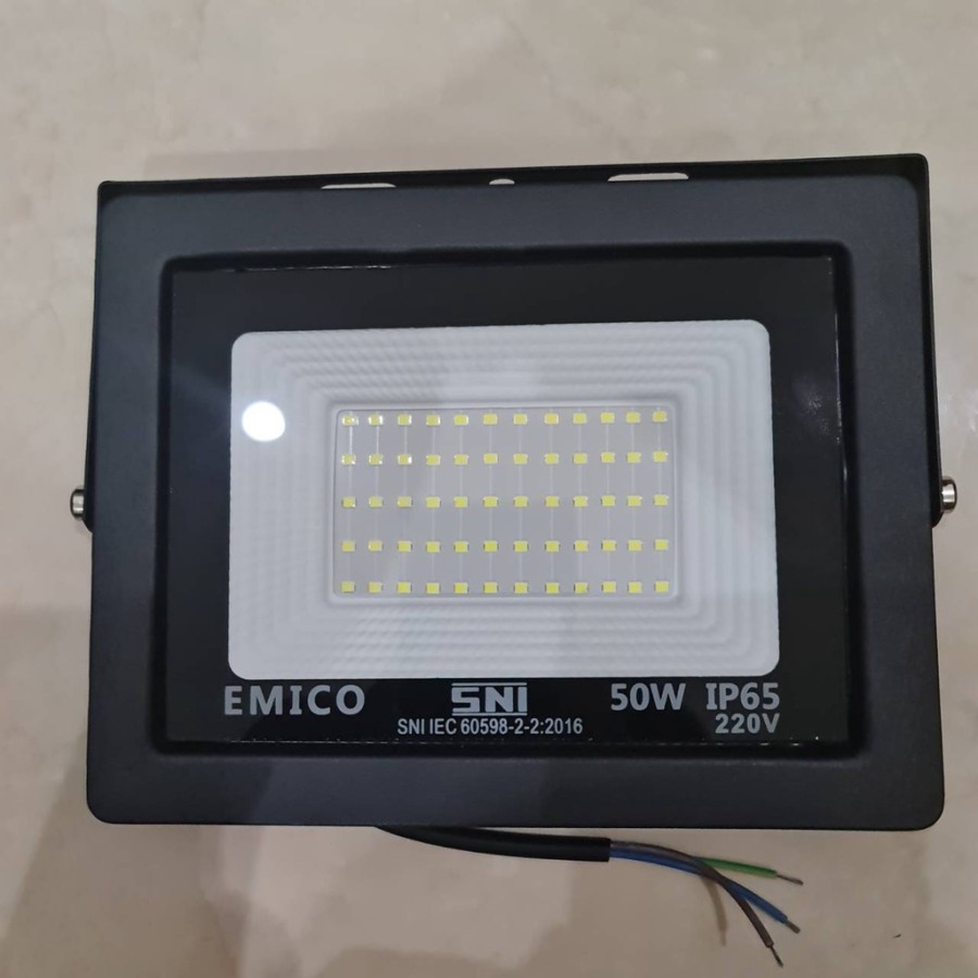 Jual Emico Lampu Sorot Led 50w / Lampu Tembak Outdoor/ Lampu Flood ...