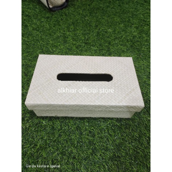Jual Tempat Tissue full pandan putih kotak/anyaman pandan/box | Shopee ...