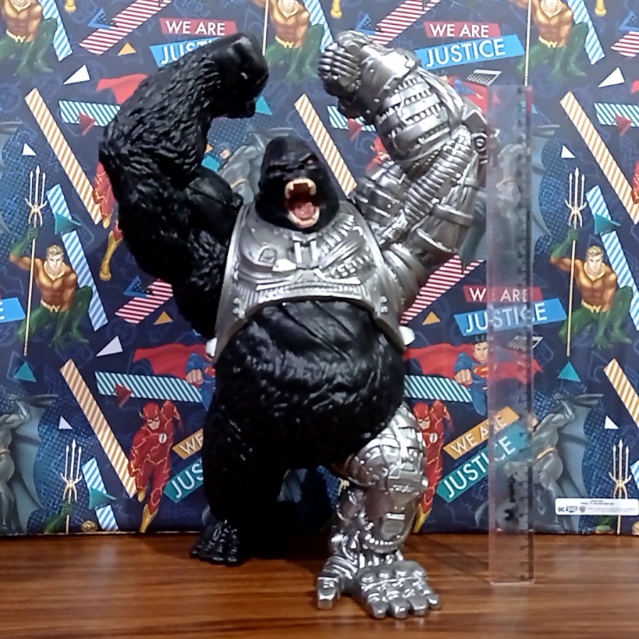 Jual Action Figur Raw 10 Mcfarlane Toys Raw 10 King Kong Cygor Cy-Gor ...