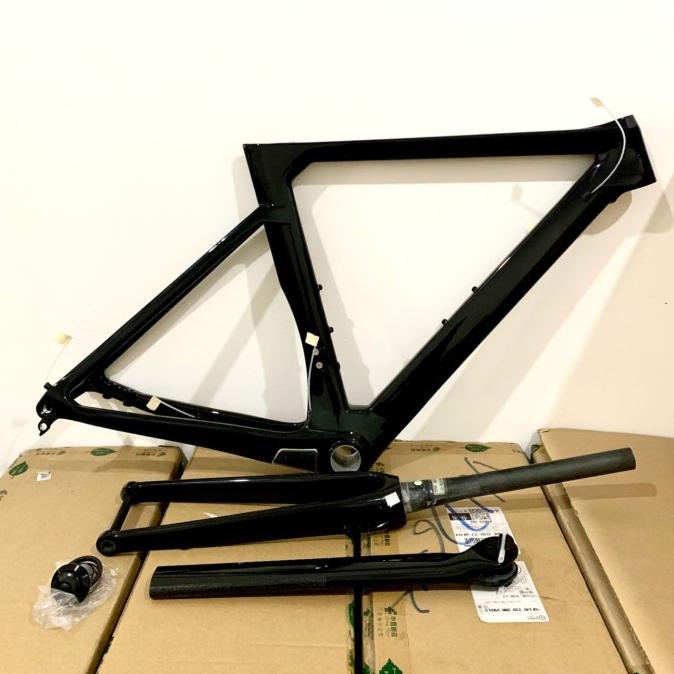 Jual Frame Set Hongfu Fm169 Disc Brake Aero Carbon Roadbike Shopee Indonesia