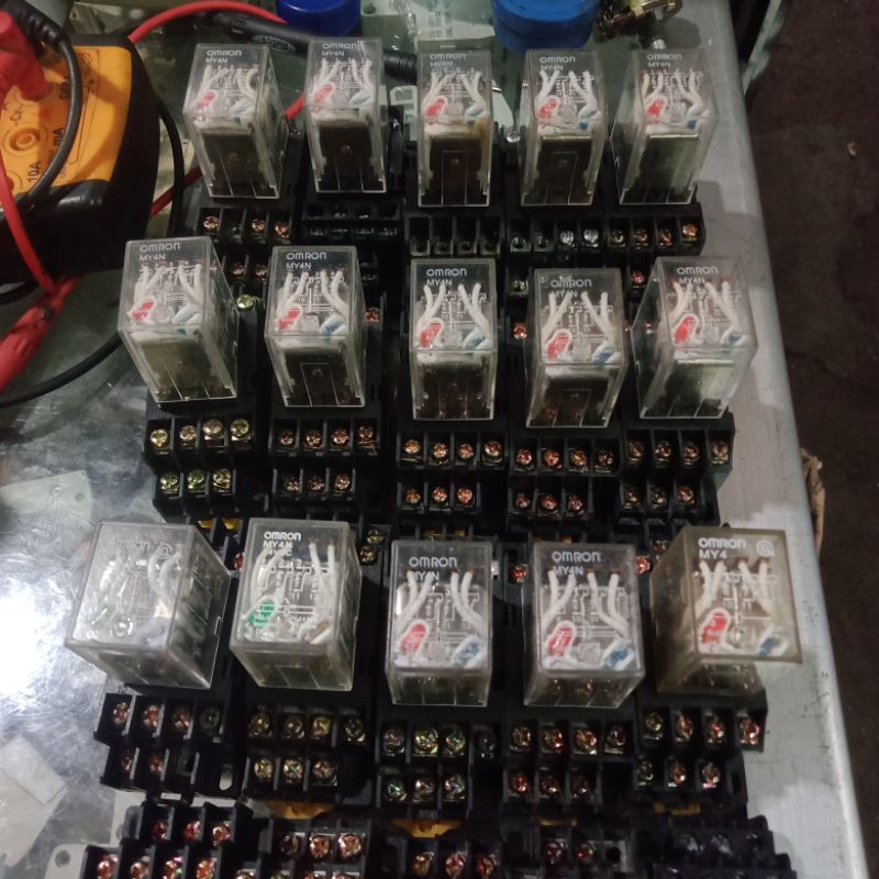 Jual relay omron my4n 220v + socket Shopee Indonesia