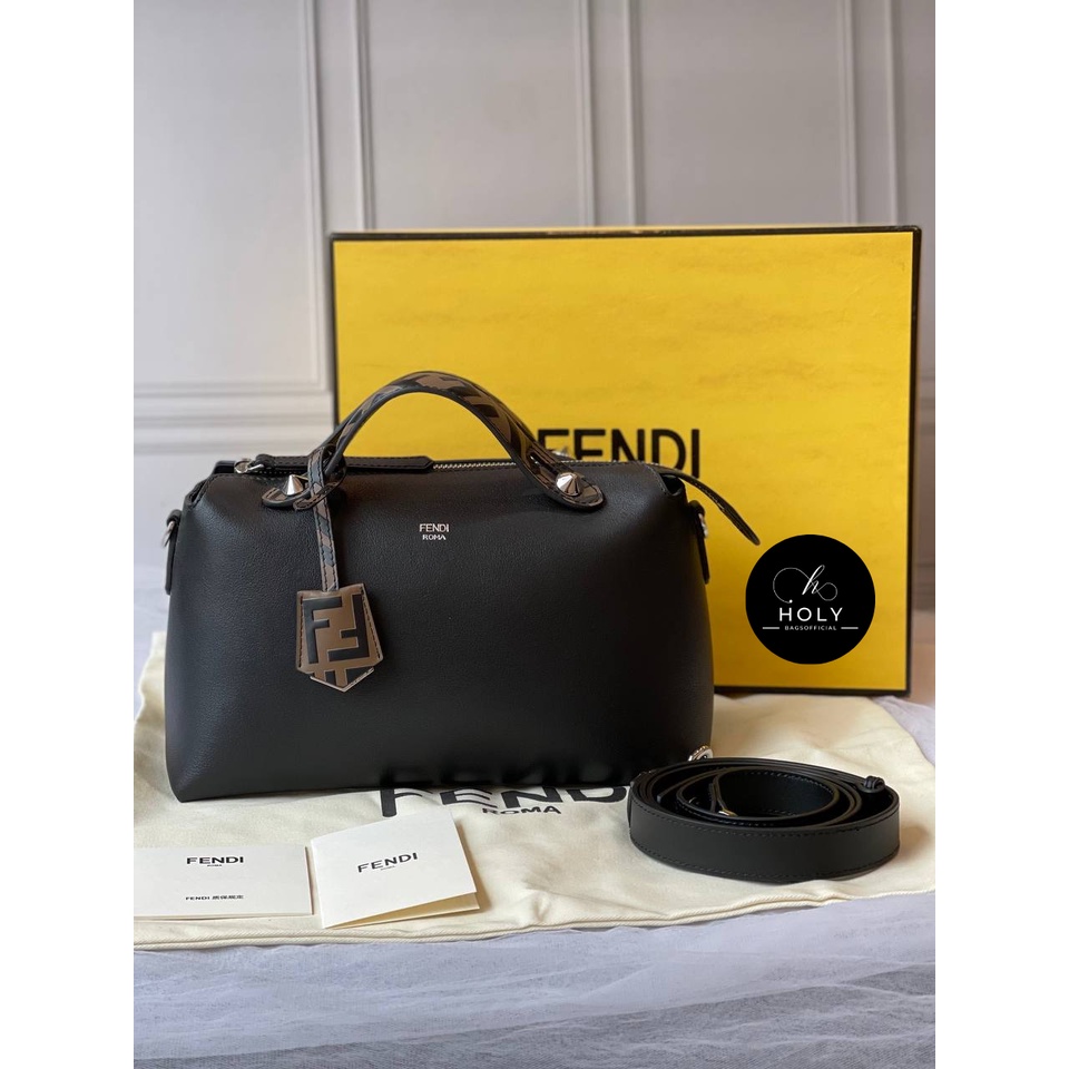 TAS WANITA BRANDED FENDI BY THE WAY MEDIUM BLACK LEATHER LOGO SHOULDER BAG