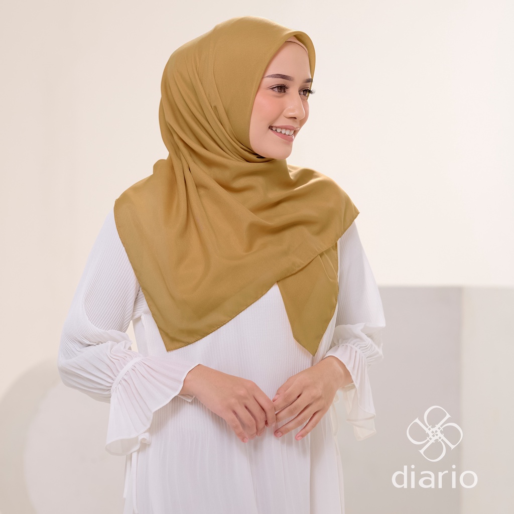 Diario Kerudung Segi Empat Ultrafine Plain Scarf Voal Yellow Series