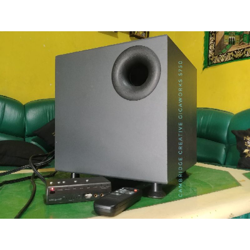 Creative gigaworks 7.1 hot sale s750 thx speakers