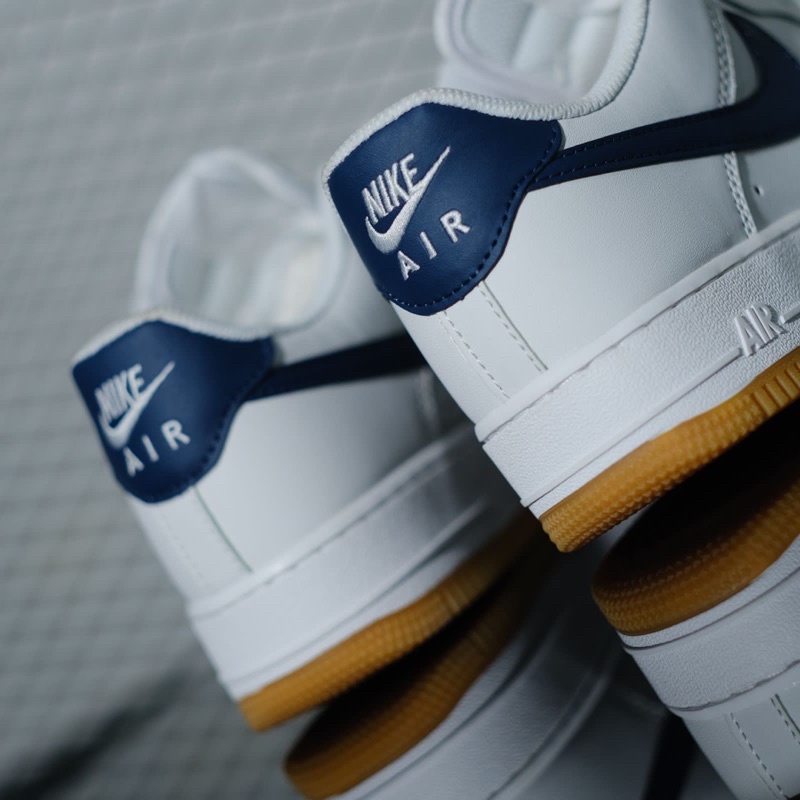 Jual NIKE AIR FORCE 1 LOW NAVY WHITE GUM ORIGINAL BARCODE TEMBUS ...