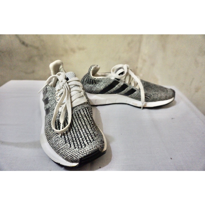 Jual Sepatu Adidas bekas | Shopee Indonesia