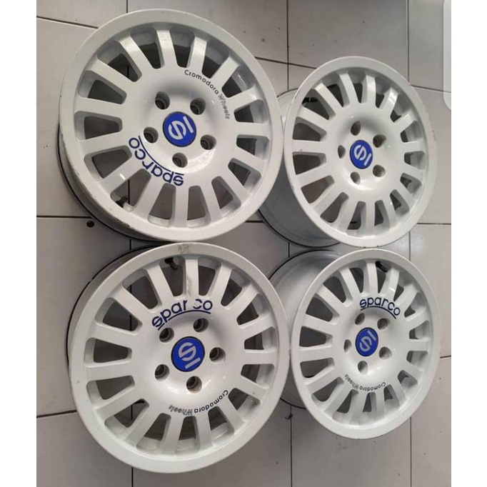 Jual Velg Mobil Bekas SPARCO Ring 15x7 H5x114,3 White Buat Inova Ertiga ...