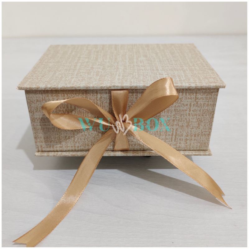 Jual Kotak Kado T Box Hard Box Hampers Kotak Hadiah Exclusive Shopee Indonesia