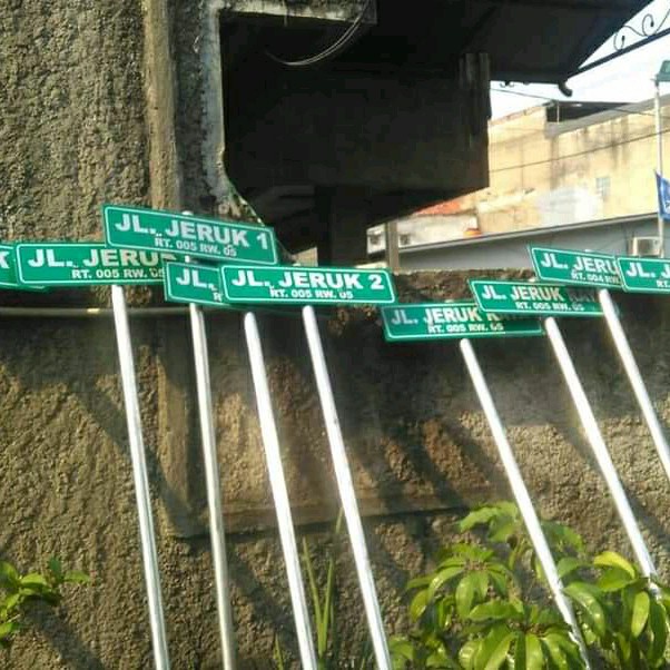 Jual Papan Plang Nama Jalan 50 X 15 Cm + Tiang Pipa / Kotak T.200Cm