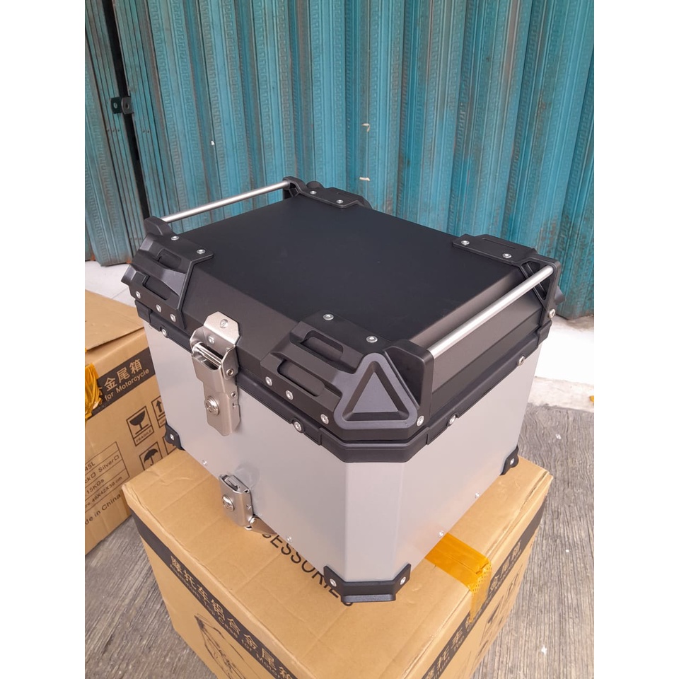 Jual TopBox Motor Kunci Alumunium Pannier Bracket Kotak Top Box 45L 50 ...