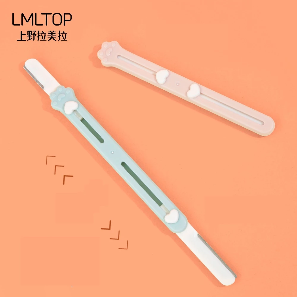 Facial Razor and Exfoliating Tool Razors