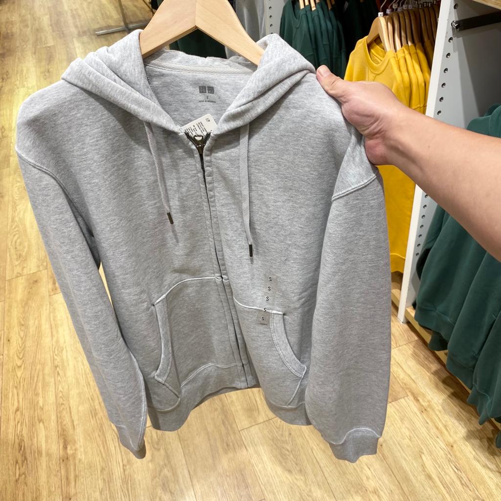 Hoodie best sale zipper uniqlo