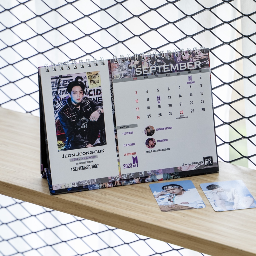 Jual KALENDER BTS 2023, Foto dan Hari Ulang Tahun mamber BTS | Shopee ...
