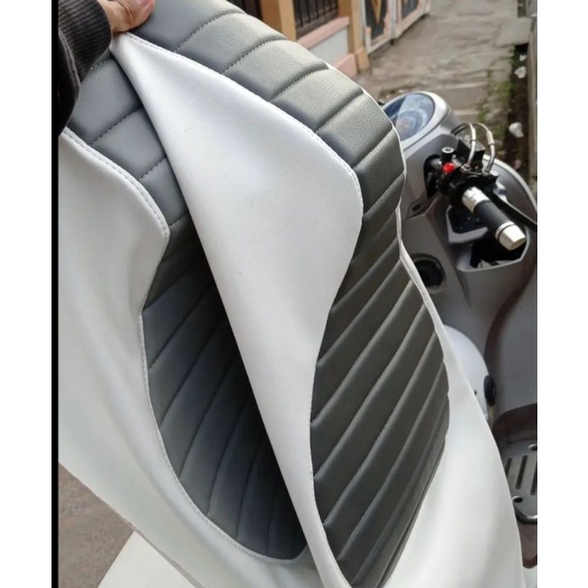 Jual KULIT JOK SCOOPY CAFE RACER BDOODOFFICIAL | Shopee Indonesia