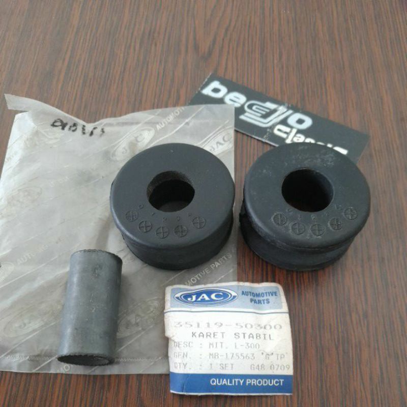 Jual Karet Bar Stabil Stabilizer Kit Set Mitsubishi L L Bensin Merk Jac Taiwan Mb