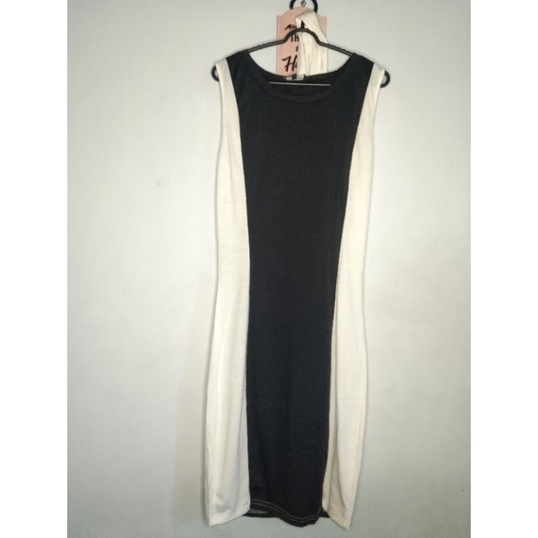 Jual something borrowed dress zalora Shopee Indonesia
