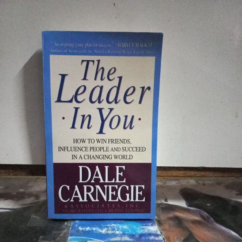 Jual Buku Pengembangan Diri - The Leader In You | Shopee Indonesia
