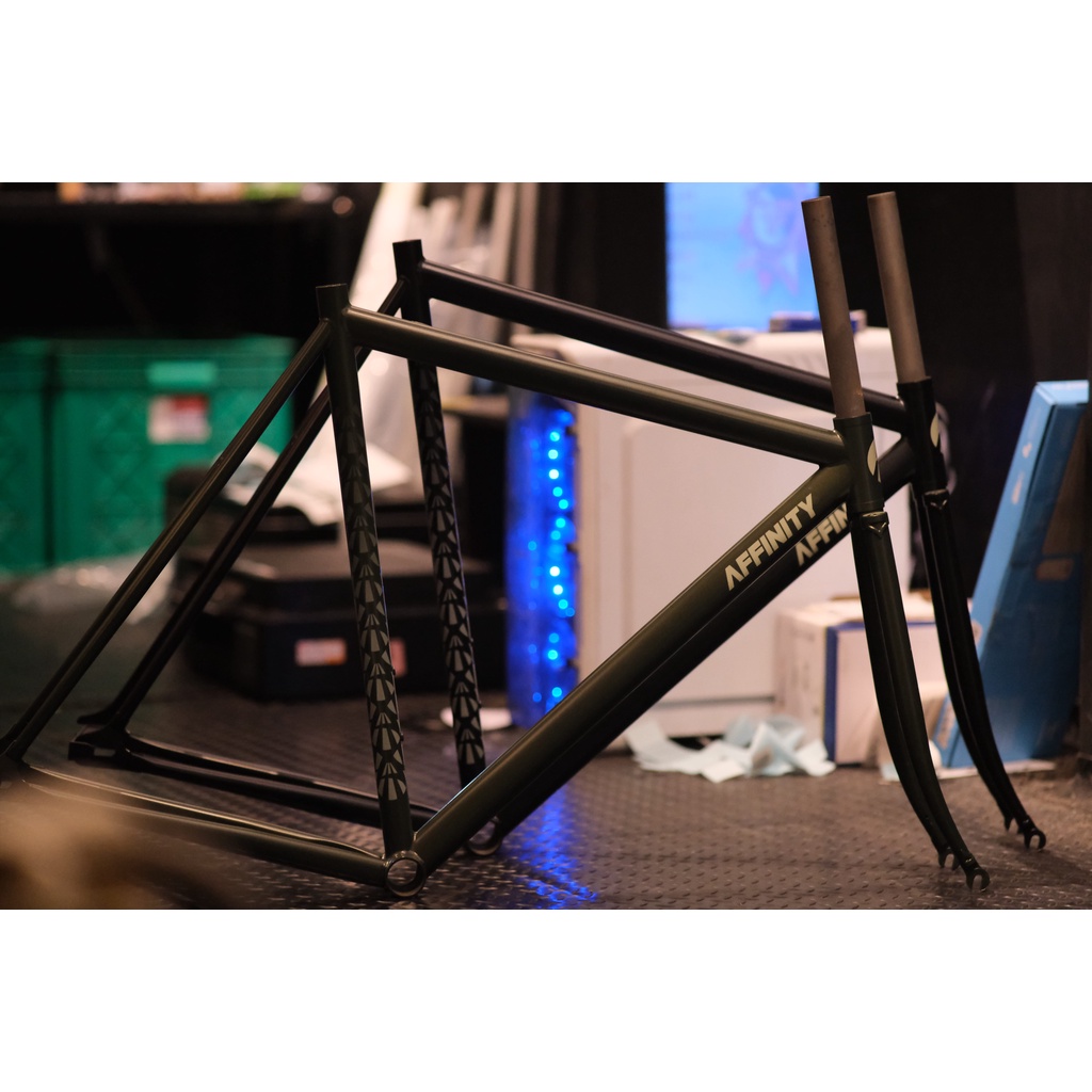 Jual frameset affinity lorpro Shopee Indonesia