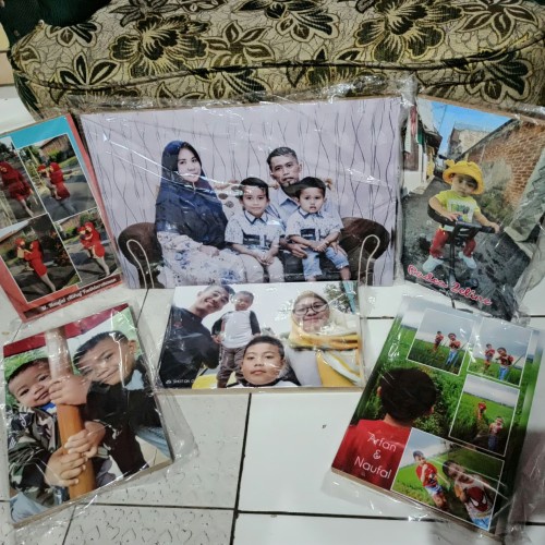 Jual Cetak Foto Dan Bingkai Ukuran 10r 20x30 Cm Bahan Foto Paper Dan