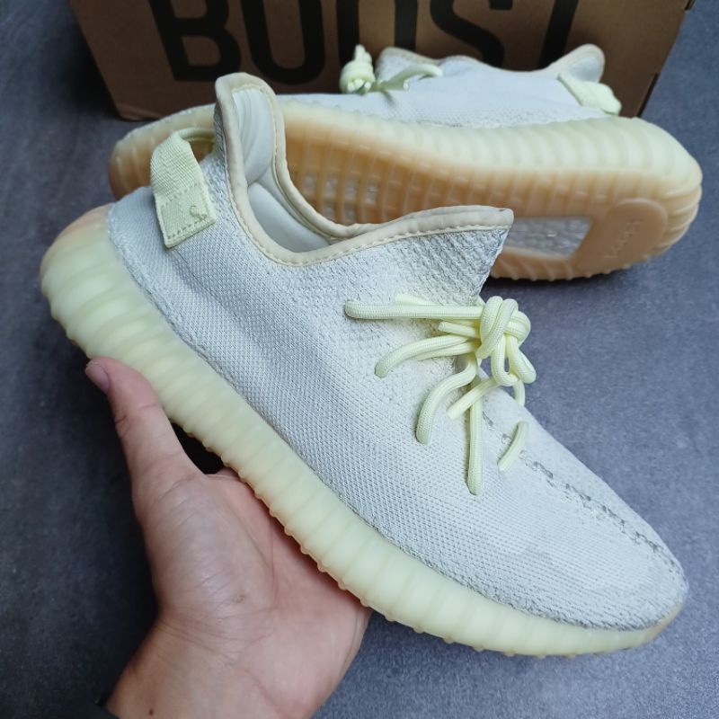 Yeezy 2024 butter harga