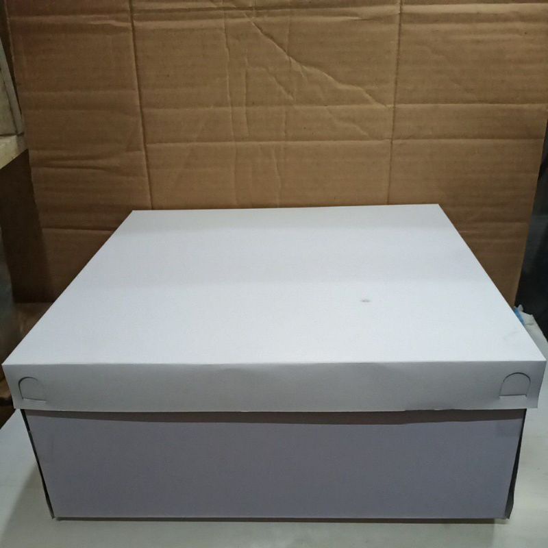 Jual Box Dus Kotak Kue Roti Putih 30 x 30 x 12 cm | Shopee Indonesia