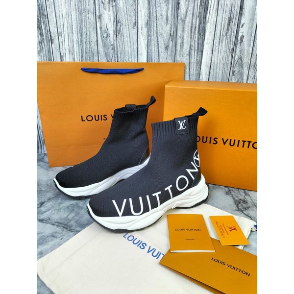 Louis vuitton carivore speed trainers