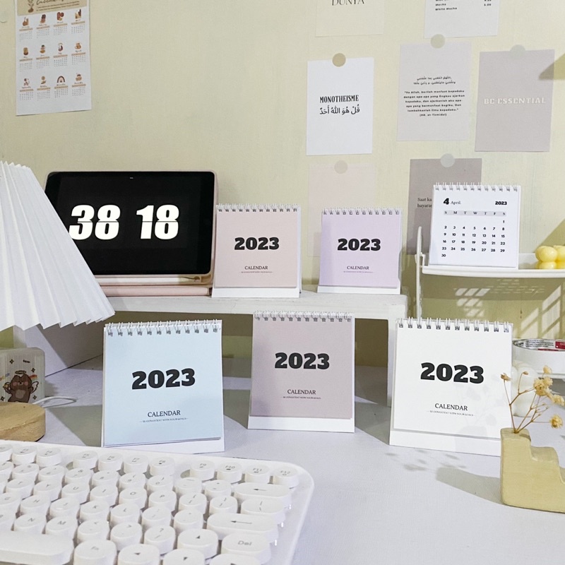 Jual [AISYSTUFF] Kalender Meja Mini Portable 2023, calendar duduk ...