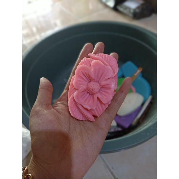 kerajinan sabun ukir  prakarya bentuk bunga untuk tugas sekolah/souvenir ultah atau souvenir pernikahan