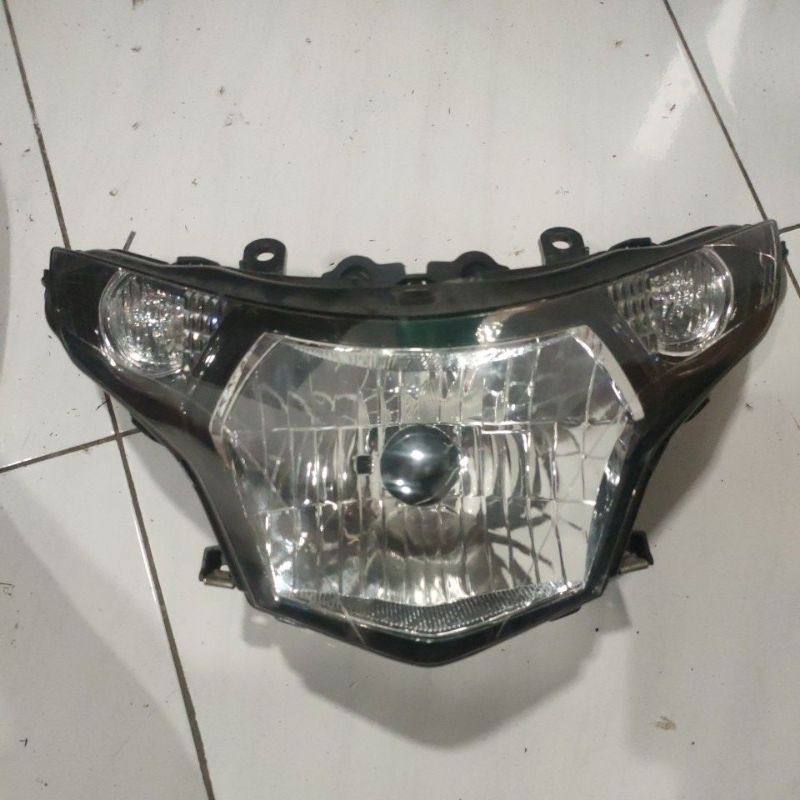 Jual reflektor headlamp honda cbr 150fi cbu thailand KPP cbr 150r