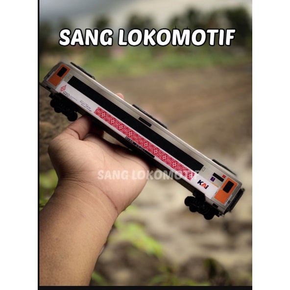 Jual Mainan Miniatur Kereta Api Gerbong Stainless Tell Restorasi Livery