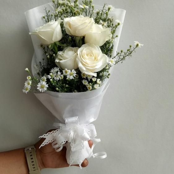 Jual Buket Bunga Wisuda / Bunga Fresh | Shopee Indonesia