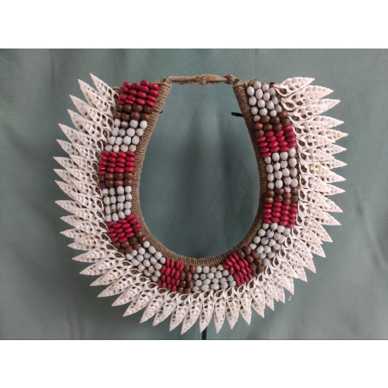 Jual Shell Necklace Mix Red - Kerang Runcing Putih Biji Merdeka ...
