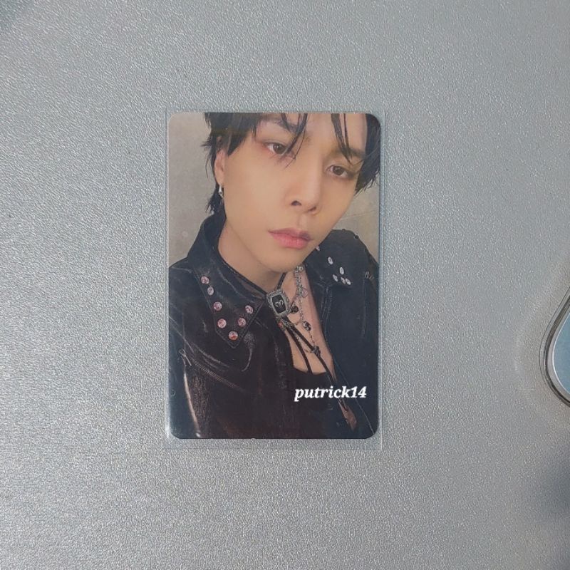 Jual Photocard Johnny sticker photobook version | Shopee Indonesia