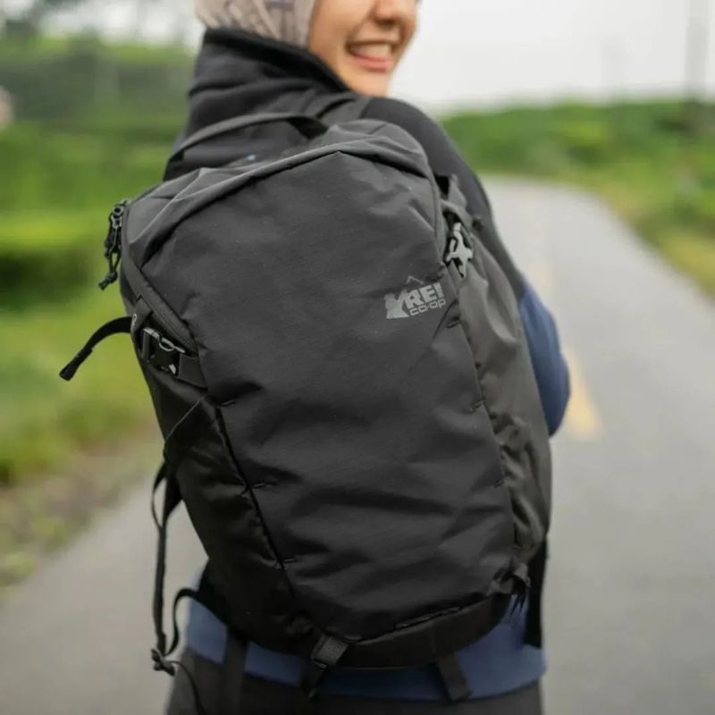 Jual REI CO-OP USA RUCKPACK 28LT & 18LT | Shopee Indonesia