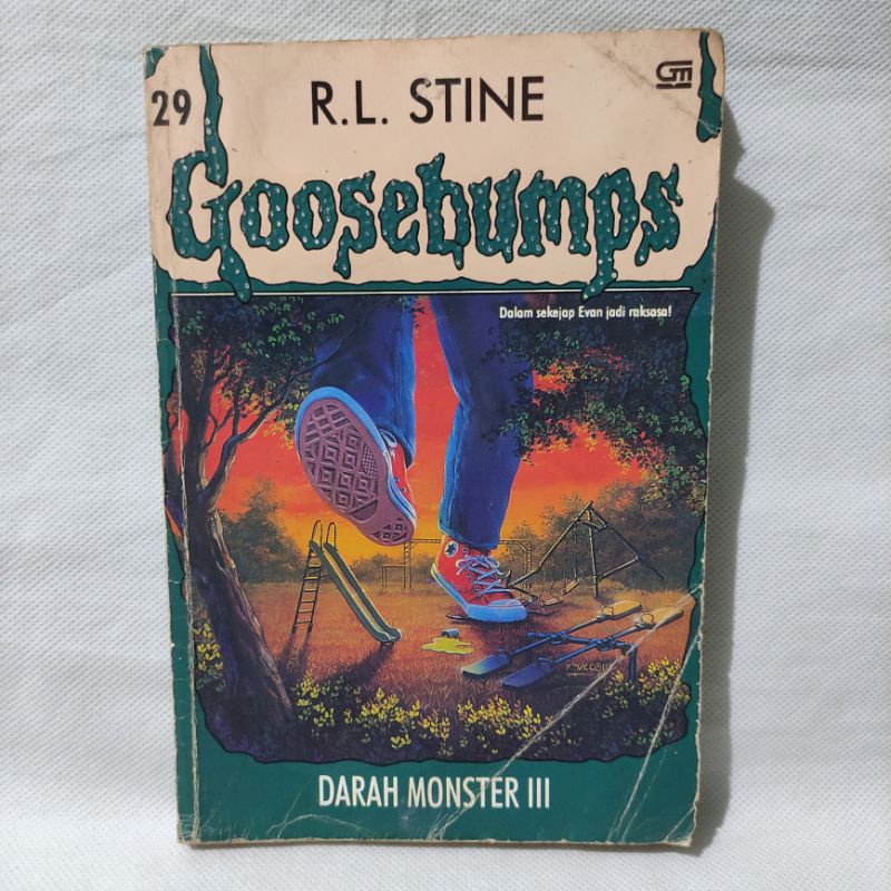 Jual Novel Goosebumps R L Stine Darah Monster Iii Shopee Indonesia