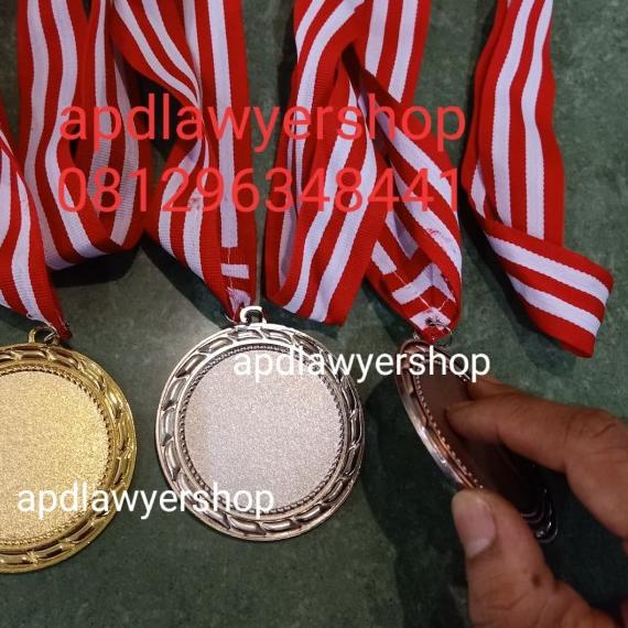 Jual Medali Logam Mendali besi Medali Emas Perak Perunggu 1 Set plus ...