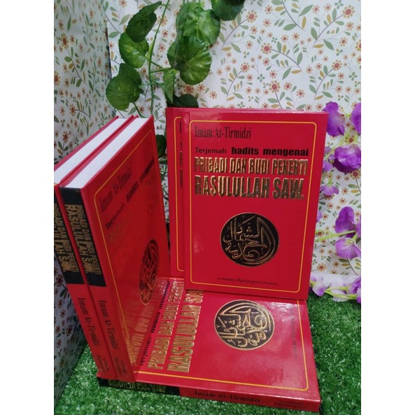 Jual TERJEMAH HADITS MENGENAL PRIBADI DAN BUDI PEKERTI RASULULLAH SAW ...
