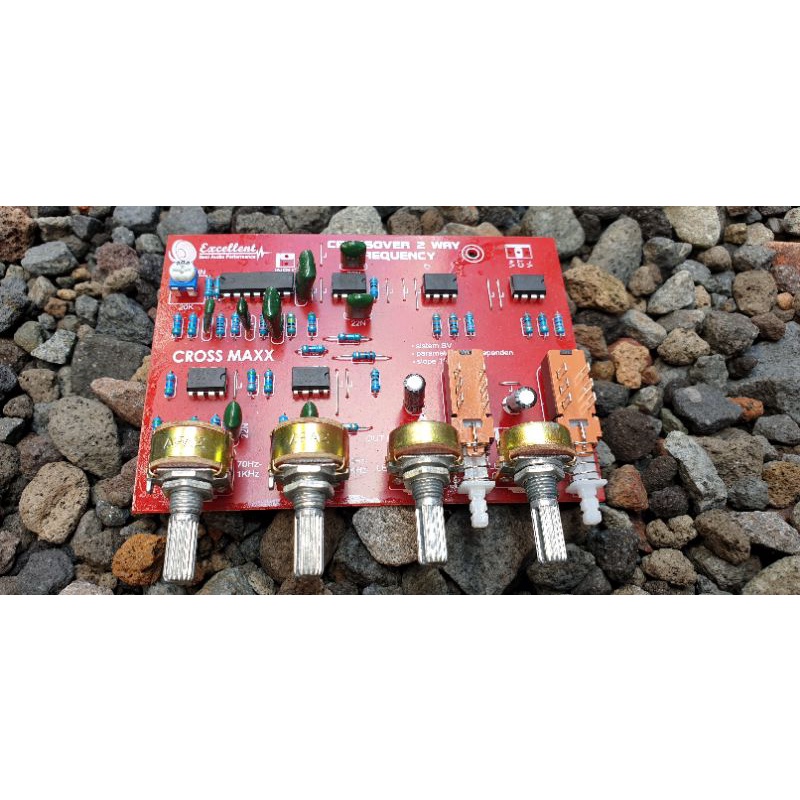 Jual CROSOVER AKTIF 2 WAY 2 POWER MULTI SUB+MIDDEL | Shopee Indonesia