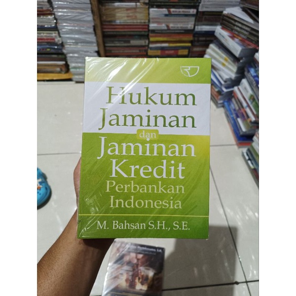 Jual HUKUM JAMINAN DAN JAMINAN KREDIT PERBANKAN INDONESIA _ | Shopee ...