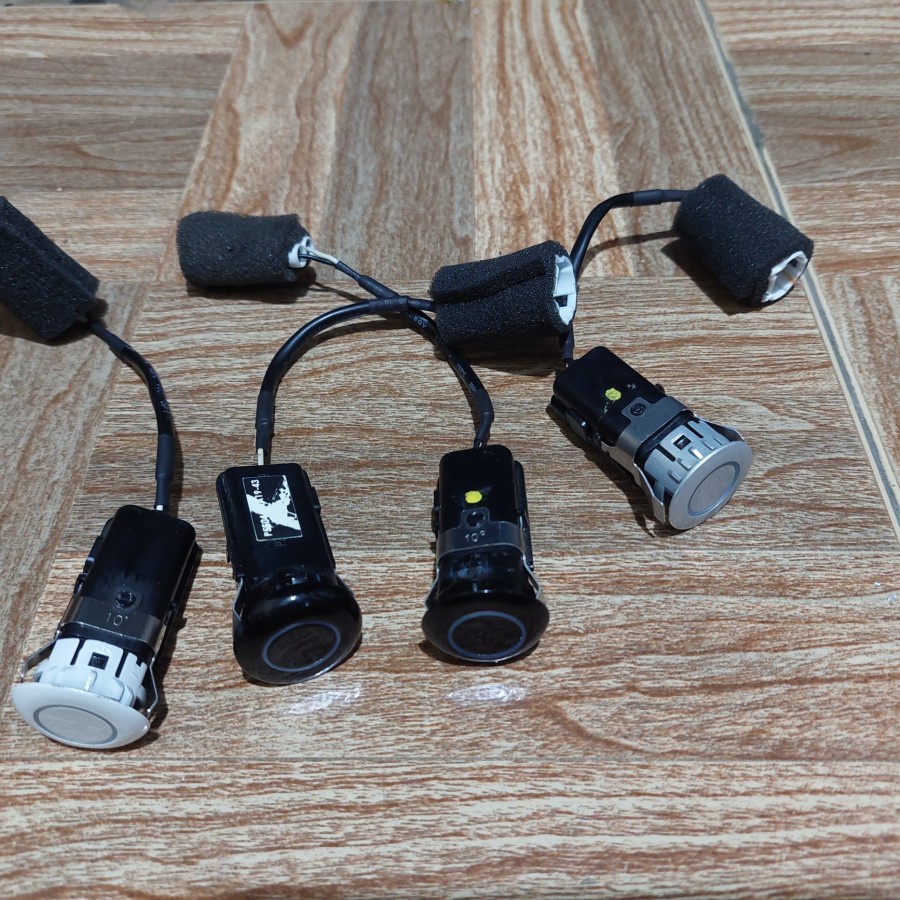 Jual Sensor Bumper Sensor Parkir Fortuner Innova 20122015 toyota