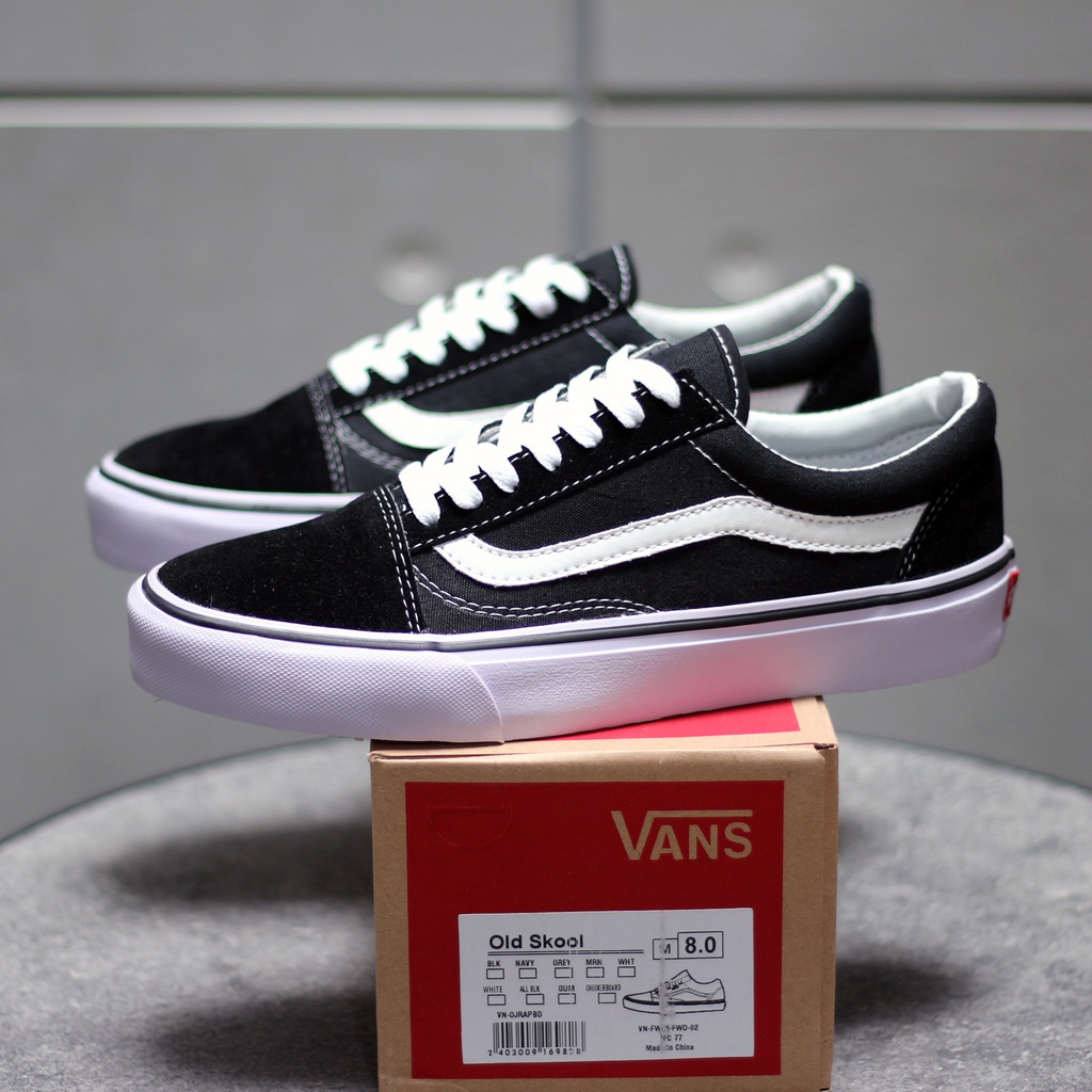 Vans old store skool black harga