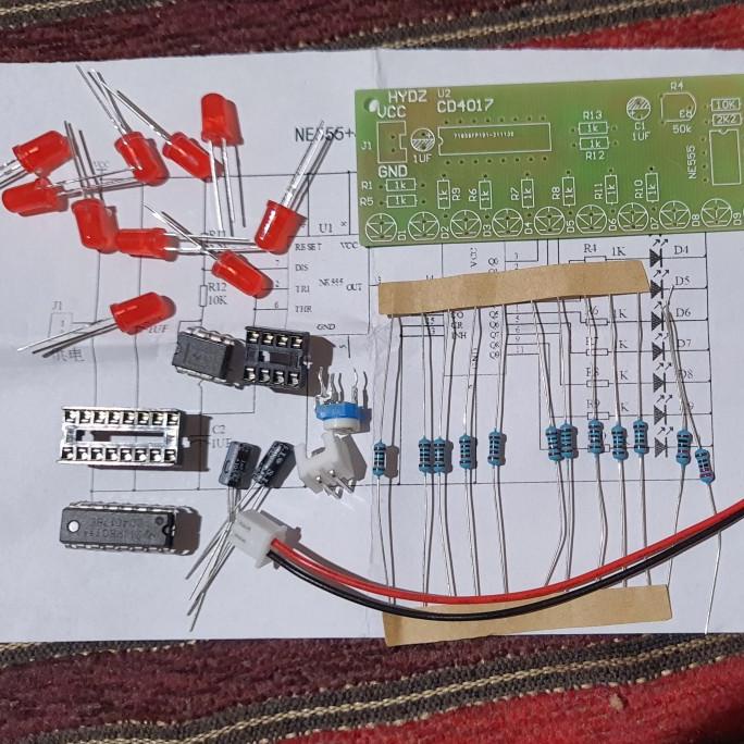 Jual Bisa COD NE555+CD4017 Rangkaian Lampu Berjalan running LED set DIP