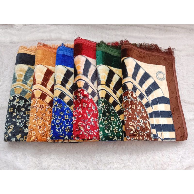 Jual Sajadah Palmira motif Kabah dan motif Raudah | Shopee Indonesia