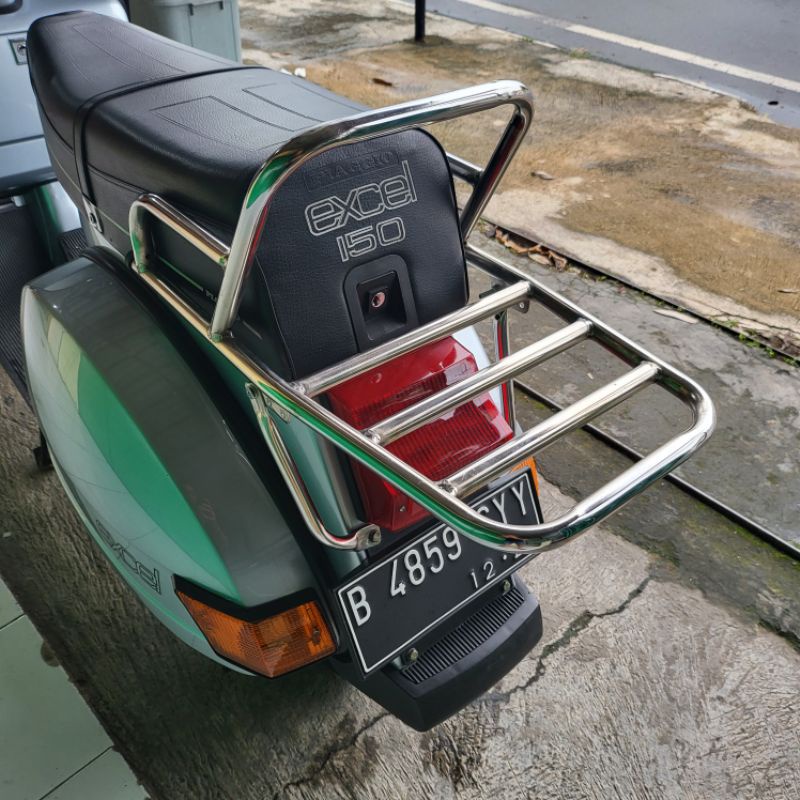 Jual Backrack Grabrail V2 Black dan Chrome Vespa Px Excel Exclusive