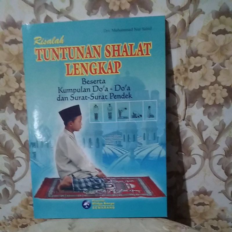 Jual Buku Tuntunan Sholat Lengkap (beserta Doa-doa Dan Surat-surat ...