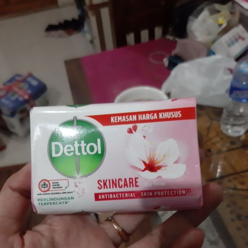 Jual PROMO !! DETTOL SABUN BATANG JUMBO SEMUA RASA 100 GR | Shopee ...